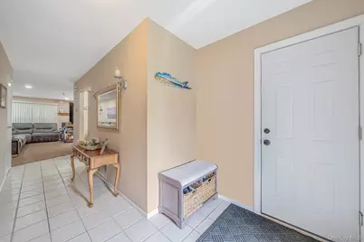 1405 Sara Circle, Port Jefferson, NY 11776 - Photo 5