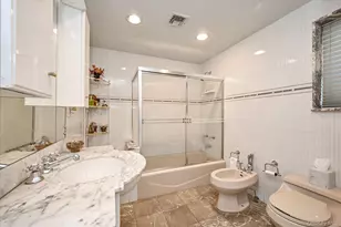 33-22 208th St, Bayside, NY 11361 - Photo 11
