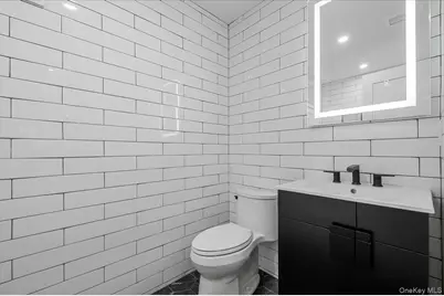 8 Sealy Drive, Lawrence, NY 11559 - Photo 31