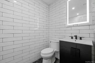 8 Sealy Dr, Lawrence, NY 11559 - Photo 31