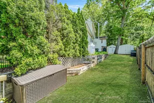 242 Lower Rocky Point Rd, Sound Beach, NY 11789 - Photo 31