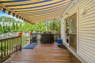 242 Lower Rocky Point Rd, Sound Beach, NY 11789 - Photo 25