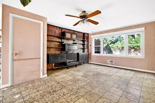 2 Forest Knoll Dr, Suffern, NY 10901 - Photo 9