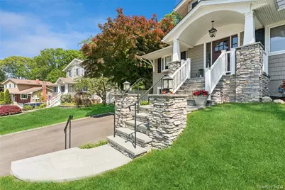 23 Ravenwood Drive, Kings Park, NY 11754 - Photo 9