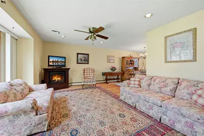 10 Darien Place, East Northport, NY 11731 - Photo 13