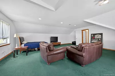 8 Alloway Crescent, Highland Mills, NY 10930 - Photo 37