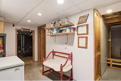 1615 Estelle Avenue, Elmont, NY 11003 - Photo 25