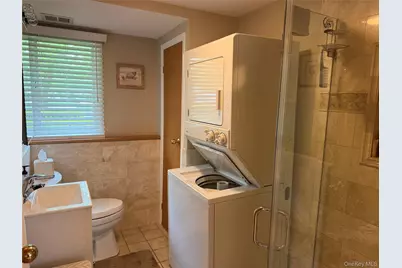 8 Stell Lane, East Northport, NY 11731 - Photo 9