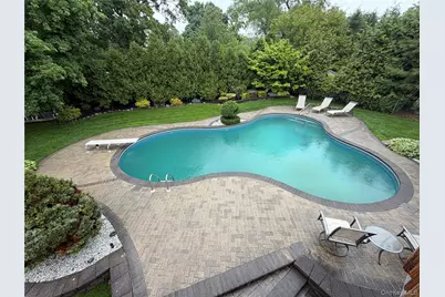 8 Stell Lane, East Northport, NY 11731 - Photo 17