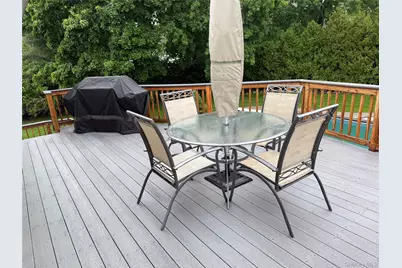 8 Stell Lane, East Northport, NY 11731 - Photo 15