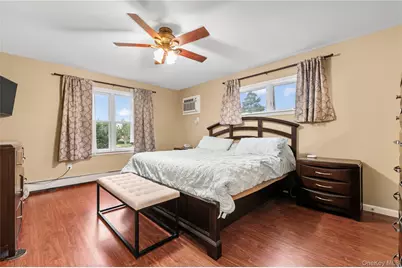 3 Cheshire Road, Bethpage, NY 11714 - Photo 13