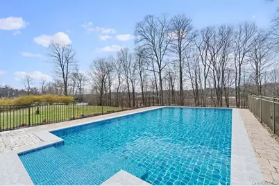 39 Goffredo Court, Middletown, NY 10940 - Photo 3