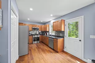 10 McGregor Ln, Crompond, NY 10517 - Photo 11