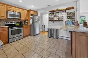 220 Grant Ave, Saint James, NY 11780 - Photo 7