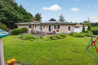 220 Grant Avenue, Saint James, NY 11780 - Photo 25