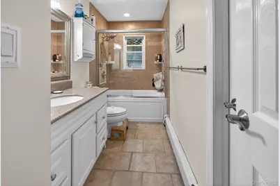 220 Grant Avenue, Saint James, NY 11780 - Photo 11