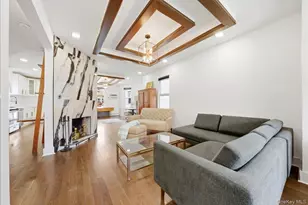 916 Clarence Ave, Bronx, NY 10465 - Photo 1