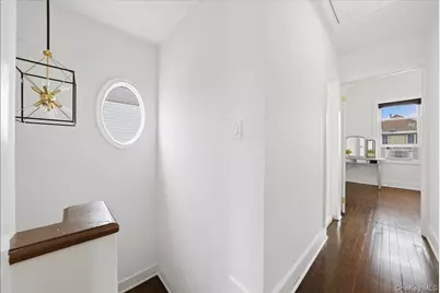 916 Clarence Avenue, Bronx, NY 10465 - Photo 7