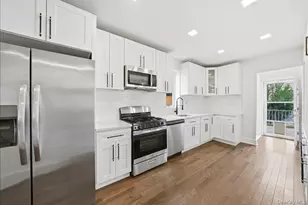 916 Clarence Ave, Bronx, NY 10465 - Photo 11