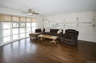 736 Bunker Rd, Woodmere, NY 11581 - Photo 3