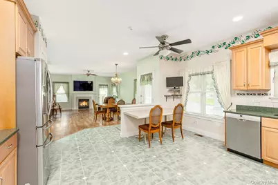 45 Oak Run, Stony Brook, NY 11790 - Photo 7