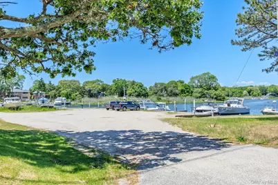 83 Beach Road, Aquebogue, NY 11901 - Photo 23