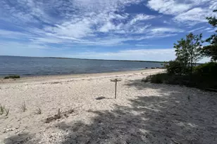 83 Beach Rd, Aquebogue, NY 11901 - Photo 21