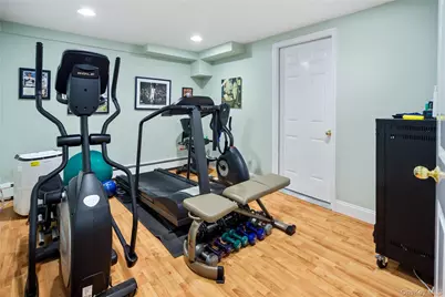 16 Fox Den Road, Mount Kisco, NY 10549 - Photo 41
