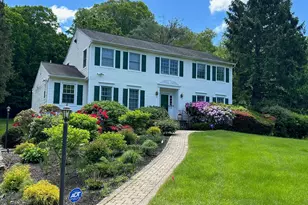16 Fox Den Rd, Mount Kisco, NY 10549 - Photo 3