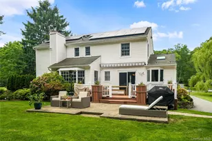16 Fox Den Rd, Mount Kisco, NY 10549 - Photo 11