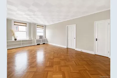 240 N Fulton Avenue, Fleetwood, NY 10552 - Photo 7