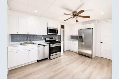 240 N Fulton Avenue, Fleetwood, NY 10552 - Photo 3