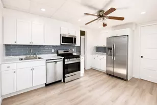240 N Fulton Ave, Fleetwood, NY 10552 - Photo 3