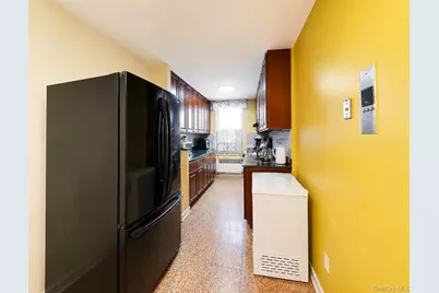 60-11 Broadway #5T, Woodside, NY 11377 - Photo 9