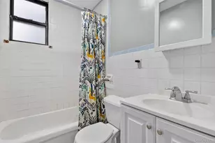 83-21 160th St, Jamaica, NY 11432 - Photo 9