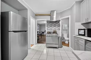 83-21 160th St, Jamaica, NY 11432 - Photo 7