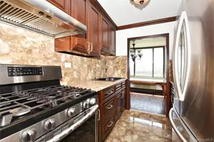 152-18 Union Tpke, Flushing, NY 11367 - Photo 7