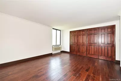 152-18 Union Turnpike #5O, Flushing, NY 11367 - Photo 11