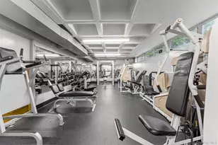 152-18 Union Tpke, Flushing, NY 11367 - Photo 17