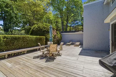 71 Montauk Highway, Quogue, NY 11959 - Photo 15