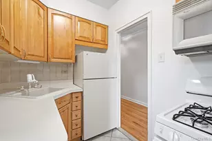 180 Garth Rd, Scarsdale, NY 10583 - Photo 7