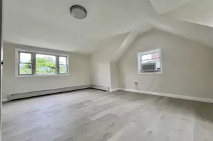 33 Cherry Ln, Carle Place, NY 11514 - Photo 9