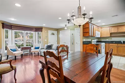 1075 Savoy Drive, Melville, NY 11747 - Photo 13