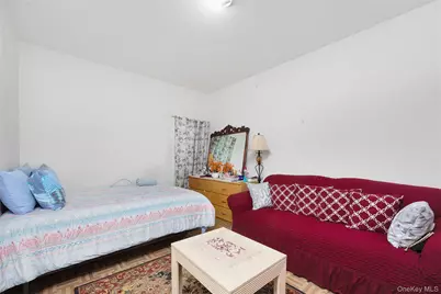125-12 18th Avenue, College Point, NY 11356 - Photo 5