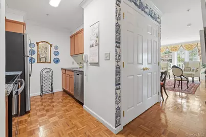206 Sutton Drive, Mount Kisco, NY 10549 - Photo 3