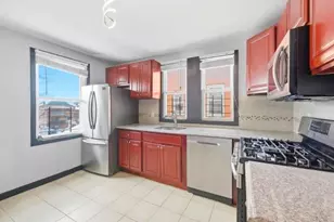 4423 Mundy Ln, Bronx, NY 10466 - Photo 1