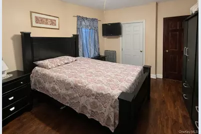 1542 Saint Lawrence Avenue, Bronx, NY 10460 - Photo 5