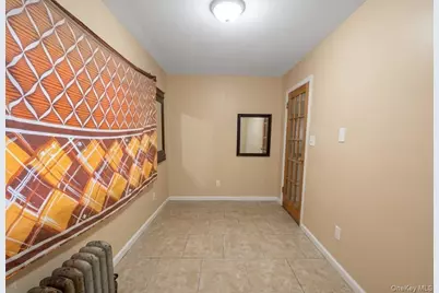 1542 Saint Lawrence Avenue, Bronx, NY 10460 - Photo 9