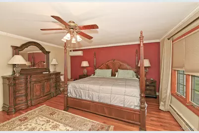 18 Homeland Drive, Huntington, NY 11743 - Photo 15