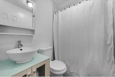 850 E 95th Street #2, Brooklyn, NY 11236 - Photo 9
